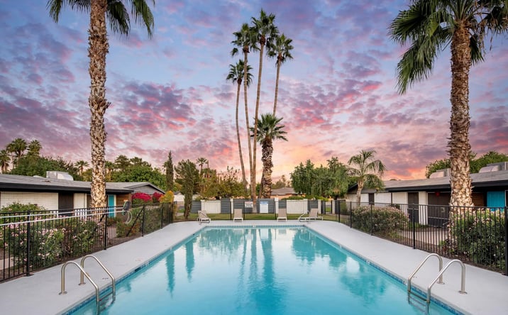 Pictures of Multifamily property located at 2620 N 40th St, Phoenix, AZ 85008 for sales - image #1