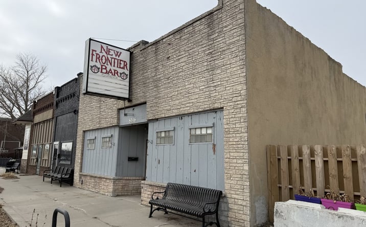 Pictures of Retail property located at 8516 N 30th St, Omaha, NE 68112 for sales - image #1