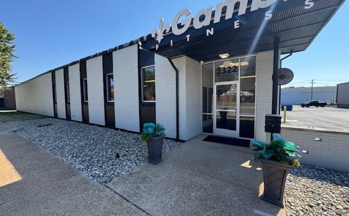 Pictures of Retail, Industrial, Special Purpose property located at 2322 S 7th St, St. Louis, MO 63104 for sales - image #1