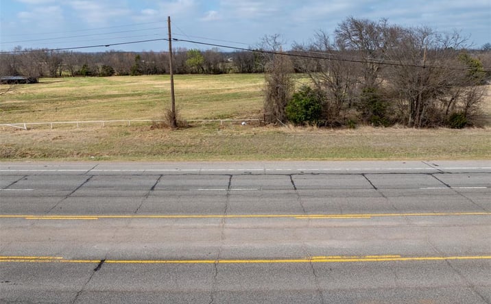 Pictures of Special Purpose property located at 17266 Us Highway 70 Highway, Lone Grove, OK 73443 for sales - image #1