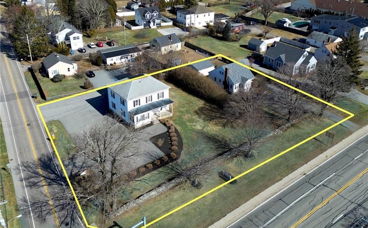 Pictures of Office, Land, Retail, Mixed Use property located at 460 470 East Main Road, Middletown, RI 02842 for sales - image #1