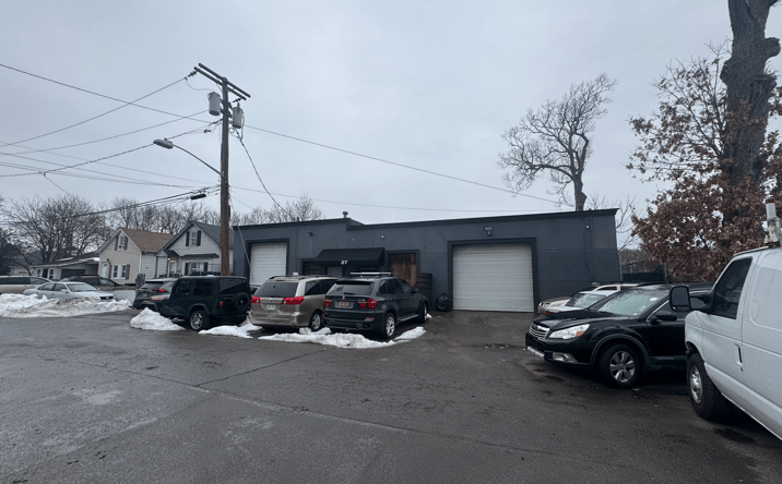 Pictures of Industrial property located at 27 Lockwood Ave, Bay Shore, NY 11706 for sales - image #1