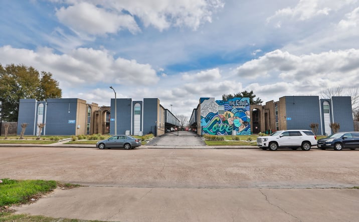 Pictures of Multifamily property located at 9707 Timberside Dr, Houston, TX 77025 for sales - image #1