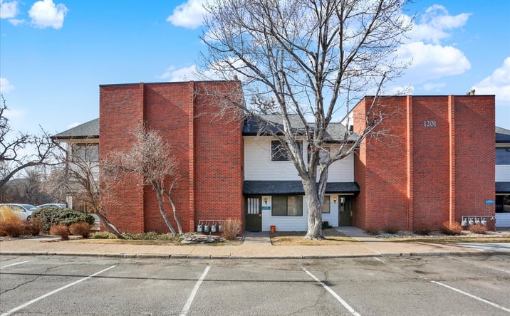 Pictures of Office property located at 1201 S Parker Rd, Denver, CO 80231 for sales - image #1
