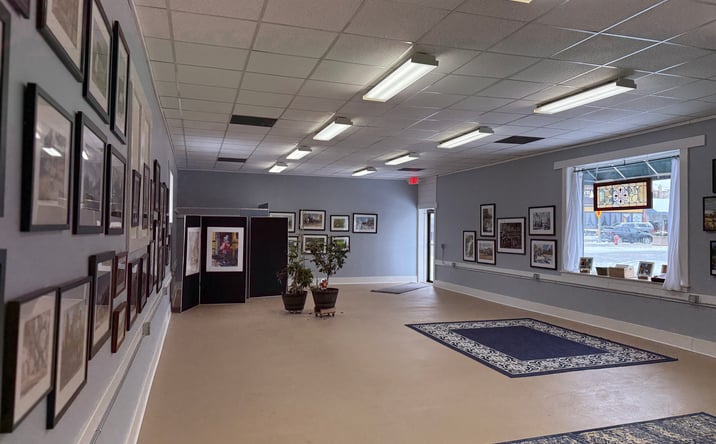 Pictures of Hospitality, Office, Retail property located at 106 Water St, Lake Mills, WI 53551 for sales - image #1