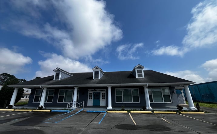 Pictures of Mixed Use, Office, Special Purpose property located at 7701 West St Bernard, Arabi, LA 70032 for sales - image #1