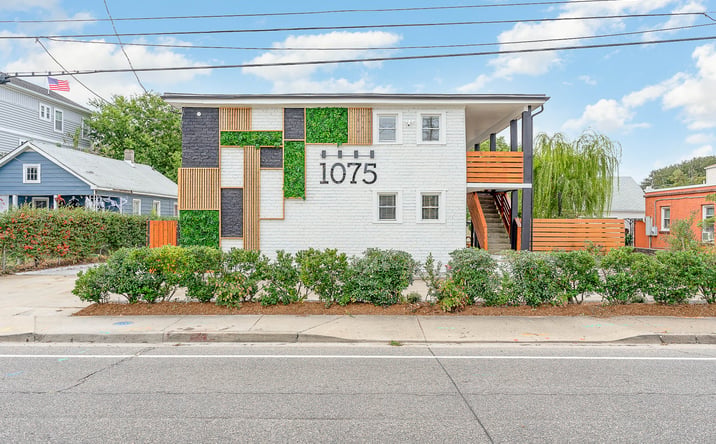 Pictures of Multifamily property located at 1075 W Ocean View Ave, Norfolk, VA 23503 for sales - image #1