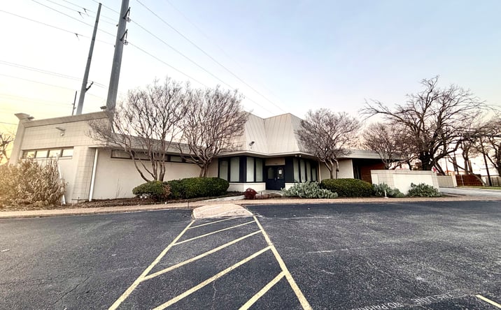Pictures of Retail, Office, Business for Sale property located at 432 N Shiloh Rd, Garland, TX 75042 for sales - image #1
