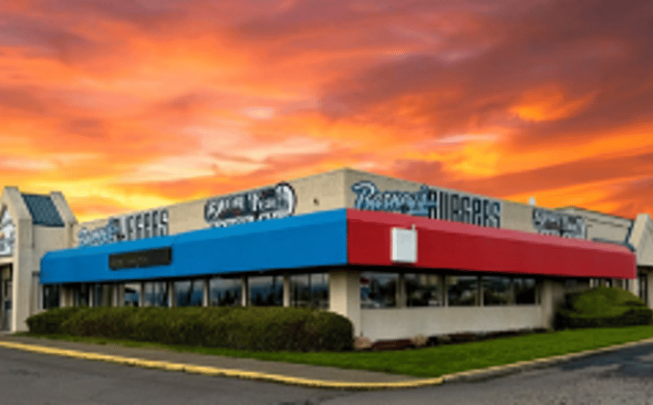 Pictures of Mixed Use, Retail property located at 7405 OR-62, White City, OR 97503 for sales - image #1