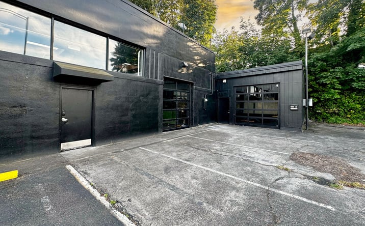 Pictures of Mixed Use, Retail property located at 5035 SE McLoughlin Blvd, Portland, OR 97202 for sales - image #1
