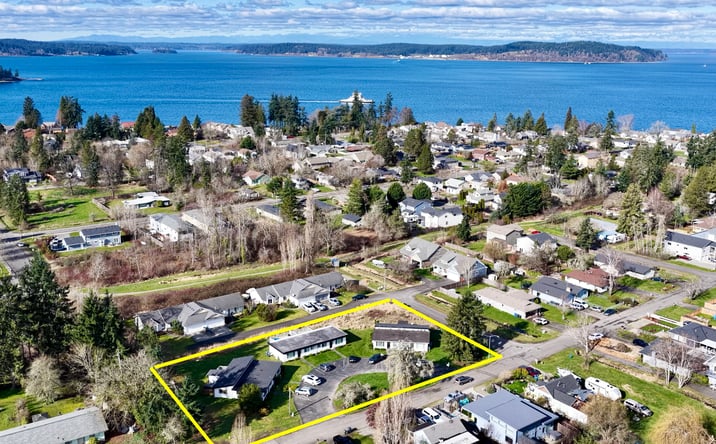 Pictures of Multifamily property located at 814 5th St, Steilacoom, WA 98388 for sales - image #1