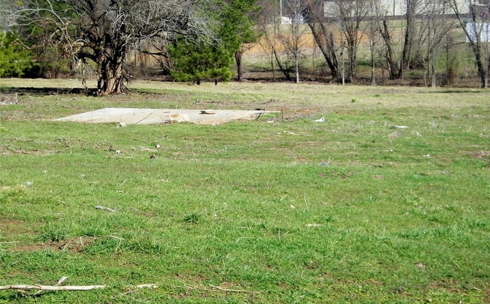 Pictures of Land property located at 3 E Washington Street, Idabel, OK 74745 for sales - image #1