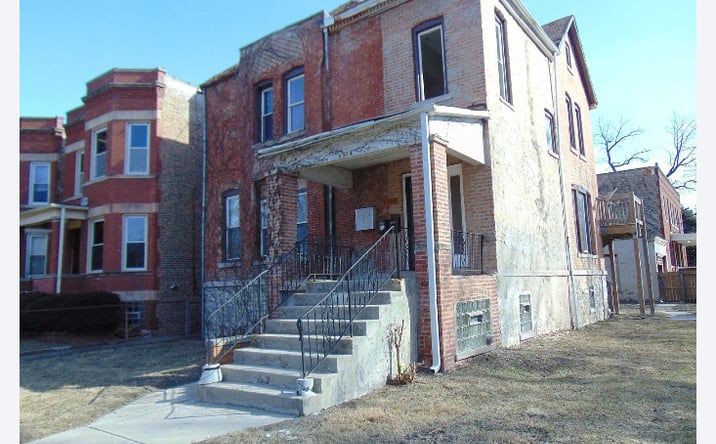 Pictures of Multifamily property located at 6959 S Calumet Avenue, Chicago, IL 60637 for sales - image #1