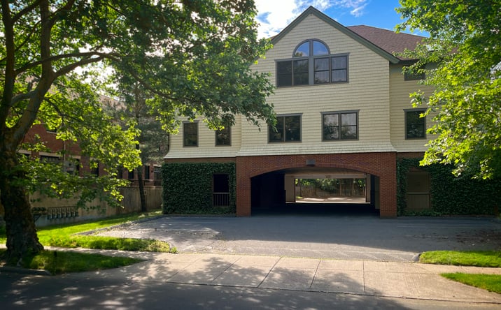 Pictures of Office property located at 135 Rennell Dr, Fairfield, CT 06890 for sales - image #1