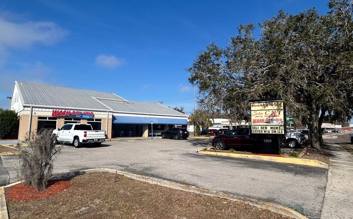 Pictures of Retail property located at 1309 S Collins St, Plant City, FL 33563 for sales - image #1