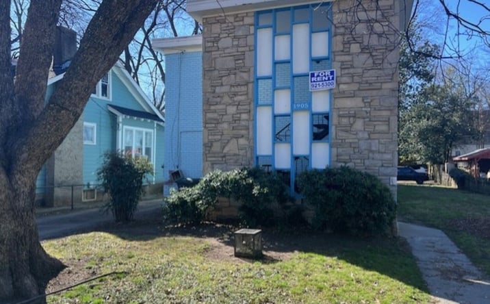 Pictures of Multifamily property located at 1905 Jefferson Ave, Memphis, TN 38104 for sales - image #1