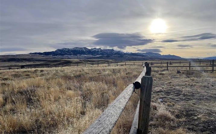 Pictures of Land property located at 200 Carter View Dr, Cody, WY 82414 for sales - image #1