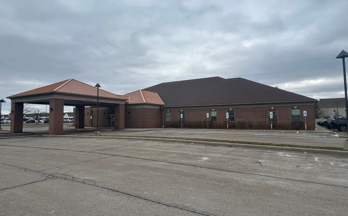 Pictures of Office, Retail property located at 29804 Lakeshore Blvd, Willowick, OH 44095 for sales - image #1