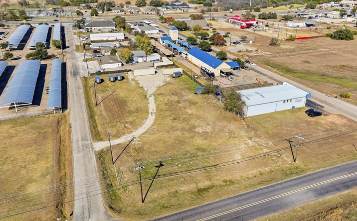 Pictures of Industrial, Land, Mixed Use, Multifamily, Retail property located at 313 Eastridge Rd, Granbury, TX 76049 for sales - image #1