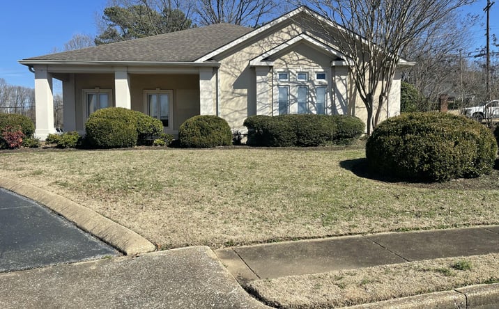 Pictures of Office, Retail property located at 78 Lynoak Cove, Jackson, TN 38305 for sales - image #1