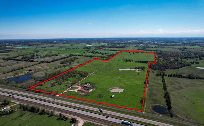 Pictures of Land property located at 2110 SW Acc Rd, Mount Vernon, TX 75457 for sales - image #1