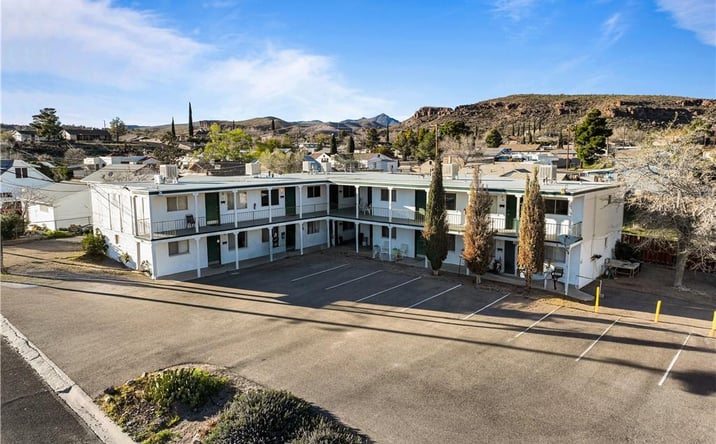 Pictures of Multifamily property located at 301 Copper St, Kingman, AZ 86401 for sales - image #1