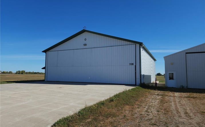 Pictures of Industrial property located at 6600 MN-40, Willmar, MN 56201 for sales - image #1