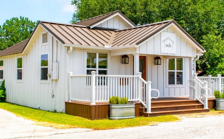 Pictures of Office, Retail, Special Purpose property located at 724 W Main St, Tomball, TX 77375 for sales - image #1