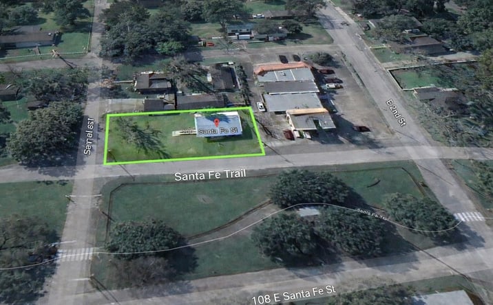 Pictures of Multifamily property located at 108 Santa Fe, Wharton, TX 77488 for sales - image #1