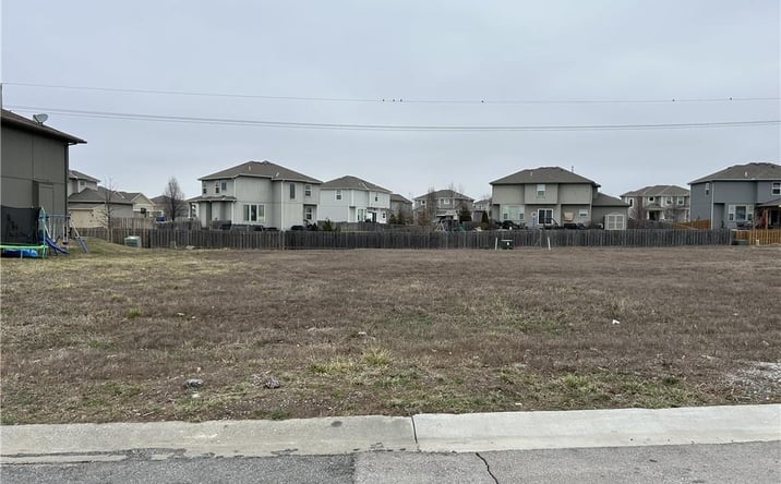 Pictures of Land, Multifamily property located at 28332 W 164th Street, Gardner, KS 66030 for sales - image #1