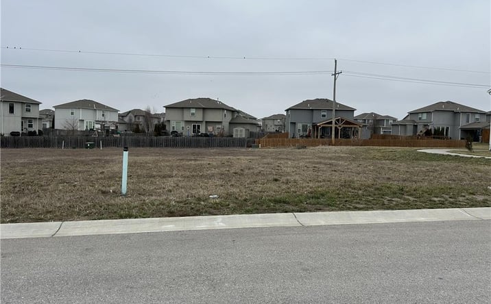 Pictures of Land, Multifamily property located at 28324 W 164th Street, Gardner, KS 66030 for sales - image #1