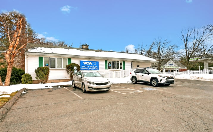 Pictures of Office, Retail property located at 511 Newton St, South Hadley, MA 01075 for sales - image #1