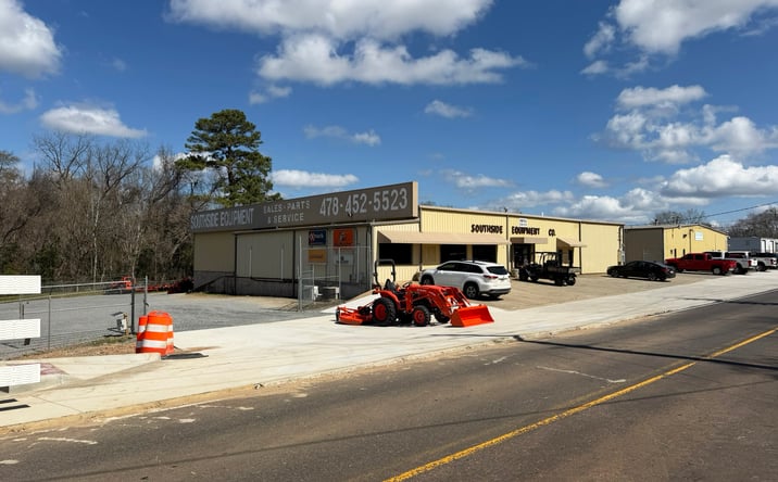 Pictures of Industrial property located at 140 E Andrews St, Milledgeville, GA 31061, 870 S Jefferson St, Milledgeville, GA 31061, 891 S Jefferson St, Milledgeville, GA 31061 for sales - image #1
