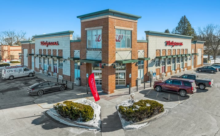 Pictures of Retail property located at 812 N Main St, Lake Mills, WI 53551 for sales - image #1