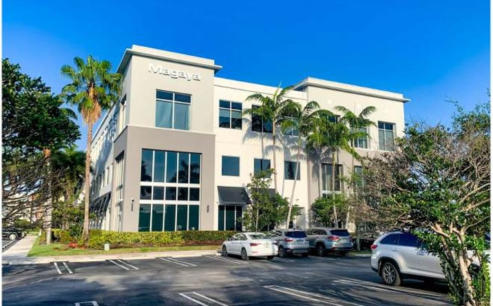 Pictures of Office property located at 7950 Northwest 53rd Street, Miami, FL 33166 for sales - image #1