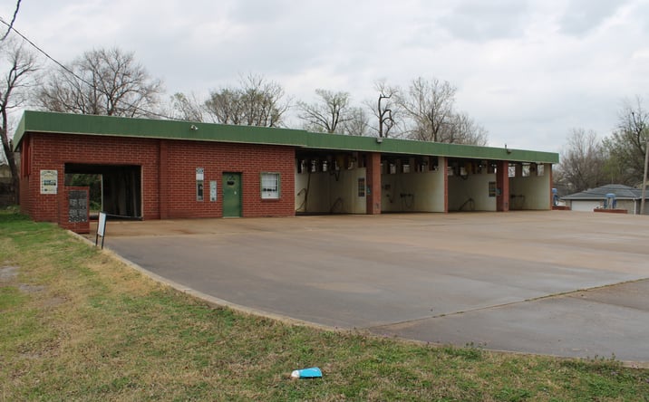 Pictures of Special Purpose property located at 1806 W Broadway St, Collinsville, OK 74021 for sales - image #1