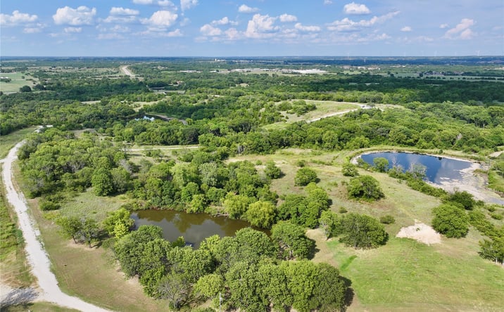 Pictures of Land property located at 4 W Buffalo Springs Court, Sulphur, OK 73086 for sales - image #1