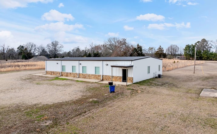 Pictures of Land property located at 1514 SW 3rd Street, Antlers, OK 74523 for sales - image #1
