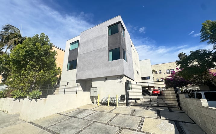 Pictures of Multifamily property located at 412 N Ardmore Ave, Los Angeles, CA 90004 for sales - image #1