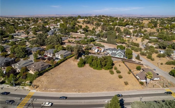 Pictures of Land property located at 845 Creston, Paso Robles, CA 93446 for sales - image #1