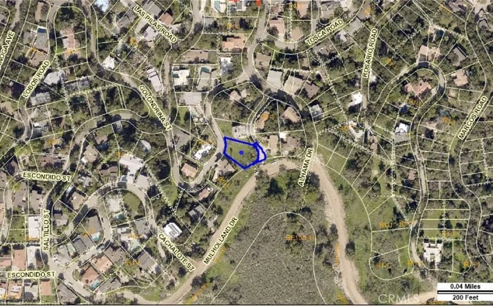 Pictures of Land property located at Golondrina, Woodland Hills, CA 91364 for sales - image #1