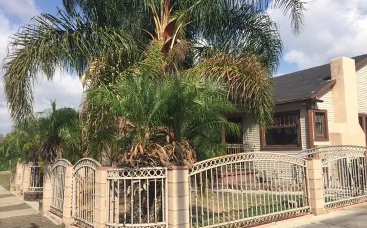 Pictures of Multifamily property located at 3968 Arlington Avenue, Los Angeles, CA 90008 for sales - image #1