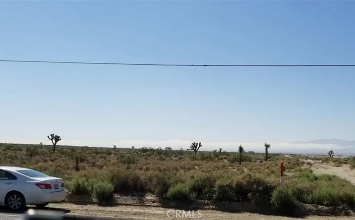 Pictures of Land property located at 4901 El Mirage, Phelan, CA 92301 for sales - image #1