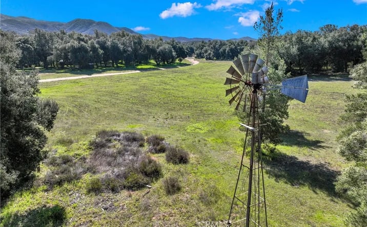 Pictures of Land property located at Tenaja Truck Trail, Ortega Mountain, CA 92530 for sales - image #1