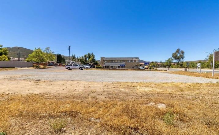 Pictures of Land property located at 8069 Mission George 1 Unit 1, Santee, CA 92071 for sales - image #1