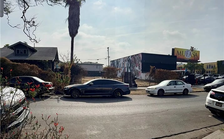 Pictures of Land property located at 6132 Romaine, Los Angeles, CA 90038 for sales - image #1