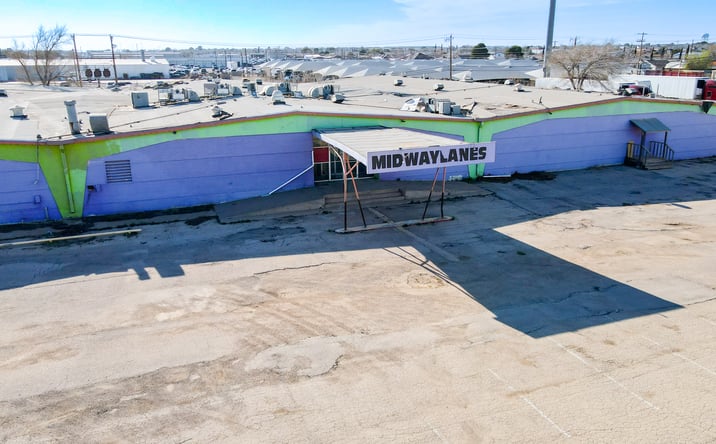 Pictures of Retail property located at 3920 W Wall St, Midland, TX 79703 for sales - image #1