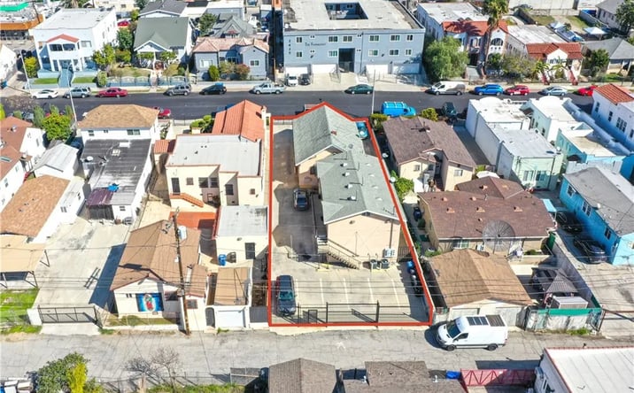 Pictures of Multifamily property located at 2732 Fairmount Street, Los Angeles, CA 90033 for sales - image #1