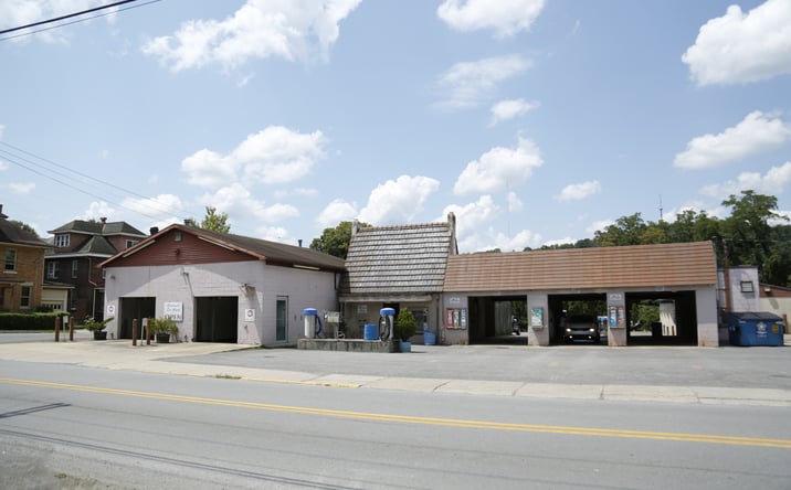 Pictures of Mixed Use, Retail, Special Purpose property located at 132 S High St, Morgantown, WV 26501 for sales - image #1