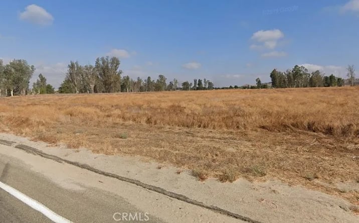 Pictures of Land property located at 27392 Nuevo, Perris, CA 92567 for sales - image #1